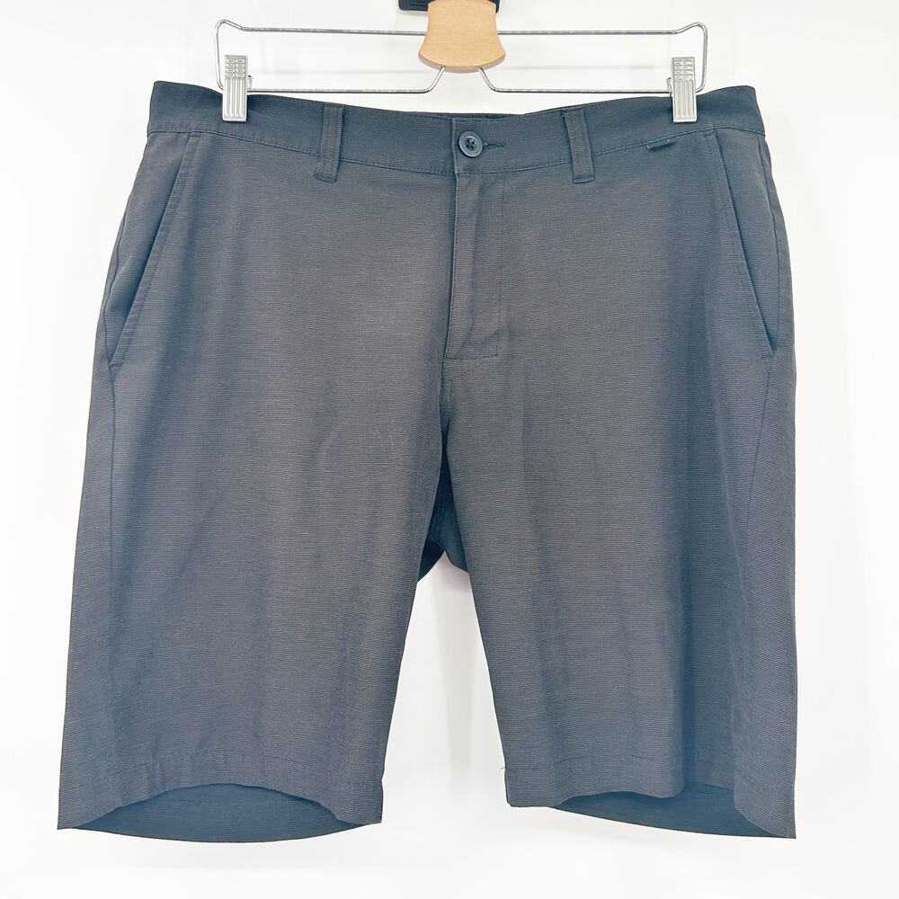 Travis Mathew Men‎ Striped Stretch Performance Chino Bermuda Golf Shorts Size 34